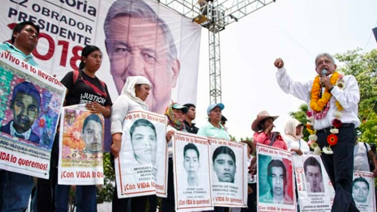 Exigirán padres de los 43 a AMLO que cumpla su promesa