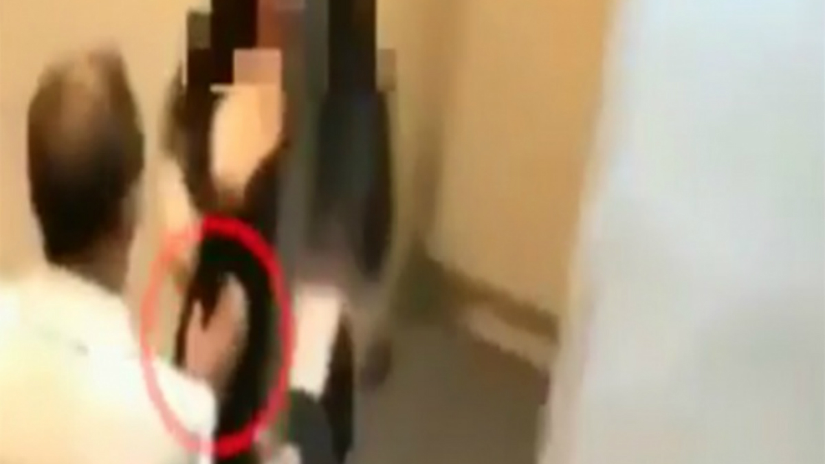 #Video Acosan a mujer en tren de Cataluña #Video Acosan a mujer en tren de Cataluña