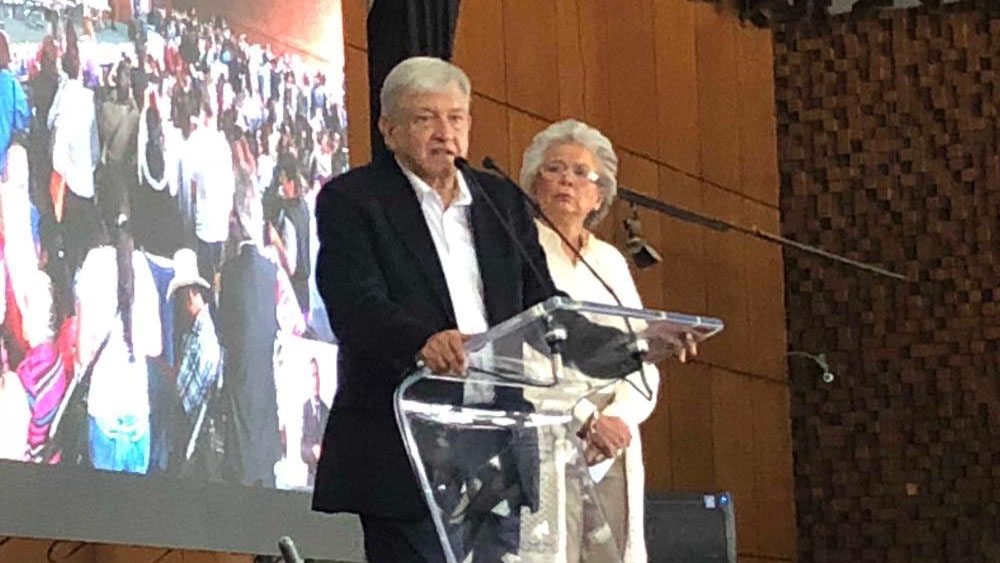 AMLO garantiza justicia a víctimas de violencia AMLO garantiza justicia a víctimas de violencia