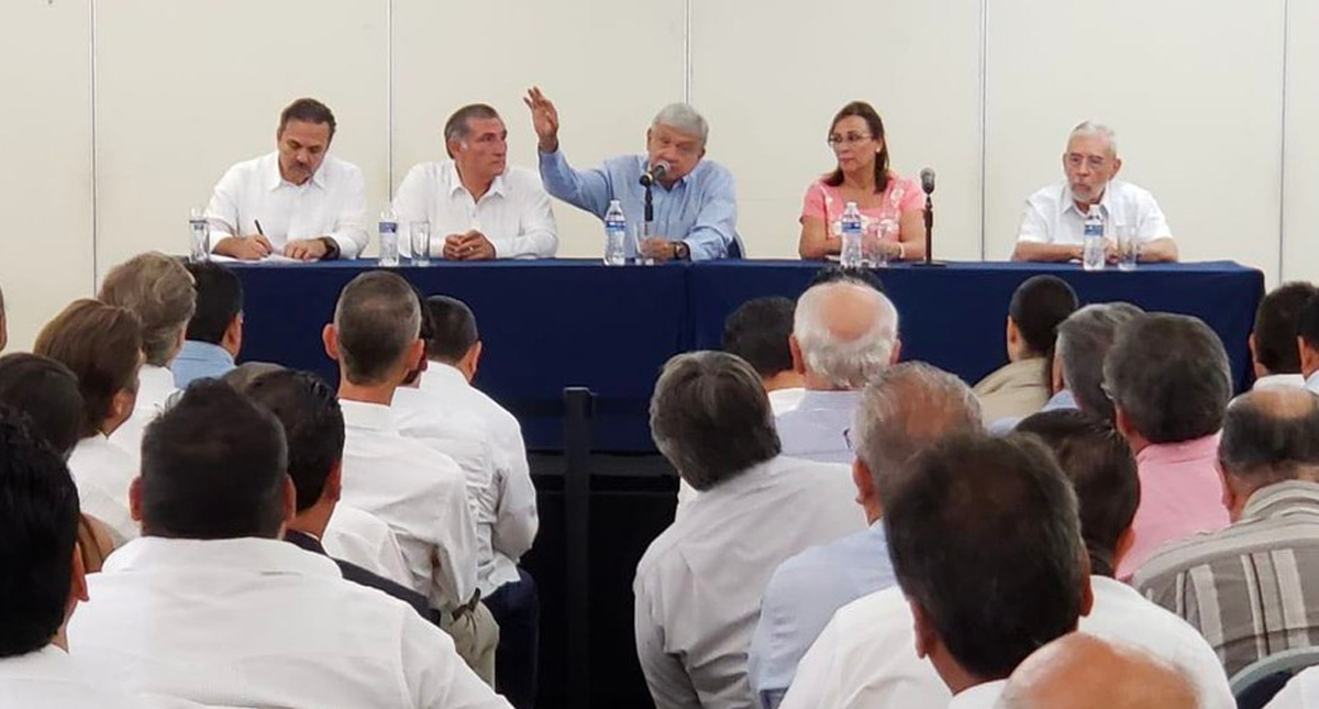 AMLO destinará 55 mil millones de pesos para refinería en Tabasco AMLO destinará 55 mil millones de pesos para refinería en Tabasco