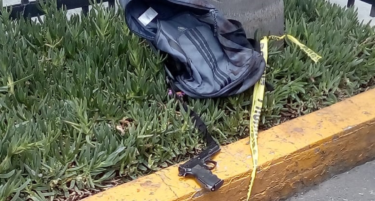 Asalto a policía desata balacera en la Ciudad de México