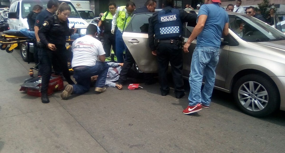 Asalto a policía desata balacera en la Ciudad de México - asalto-a-policia-desata-balacera-en-la-ciudad-de-mexico