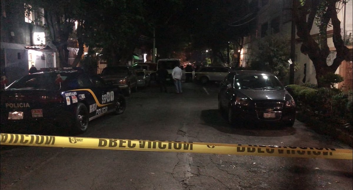 Asesinan a dos personas y hieren a otra en la Ciudad de México - asesinan-a-dos-personas-y-hieren-a-otra-en-la-ciudad-de-mexico