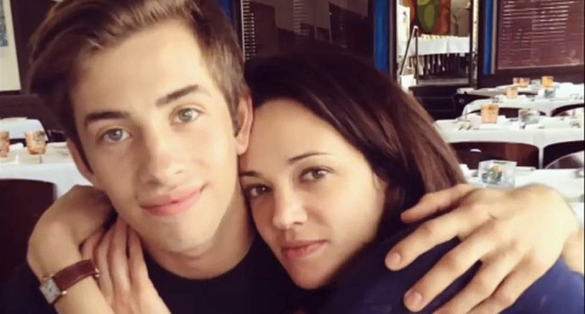 Asia Argento asegura que fue Jimmy Bennett quien abusó de ella - asia-argento-y-jimmy-bennet