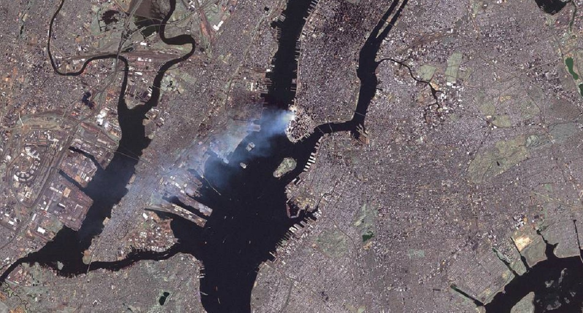Así se vio desde el espacio el atentado del 11-S - atentado-nasa-12-de-sept