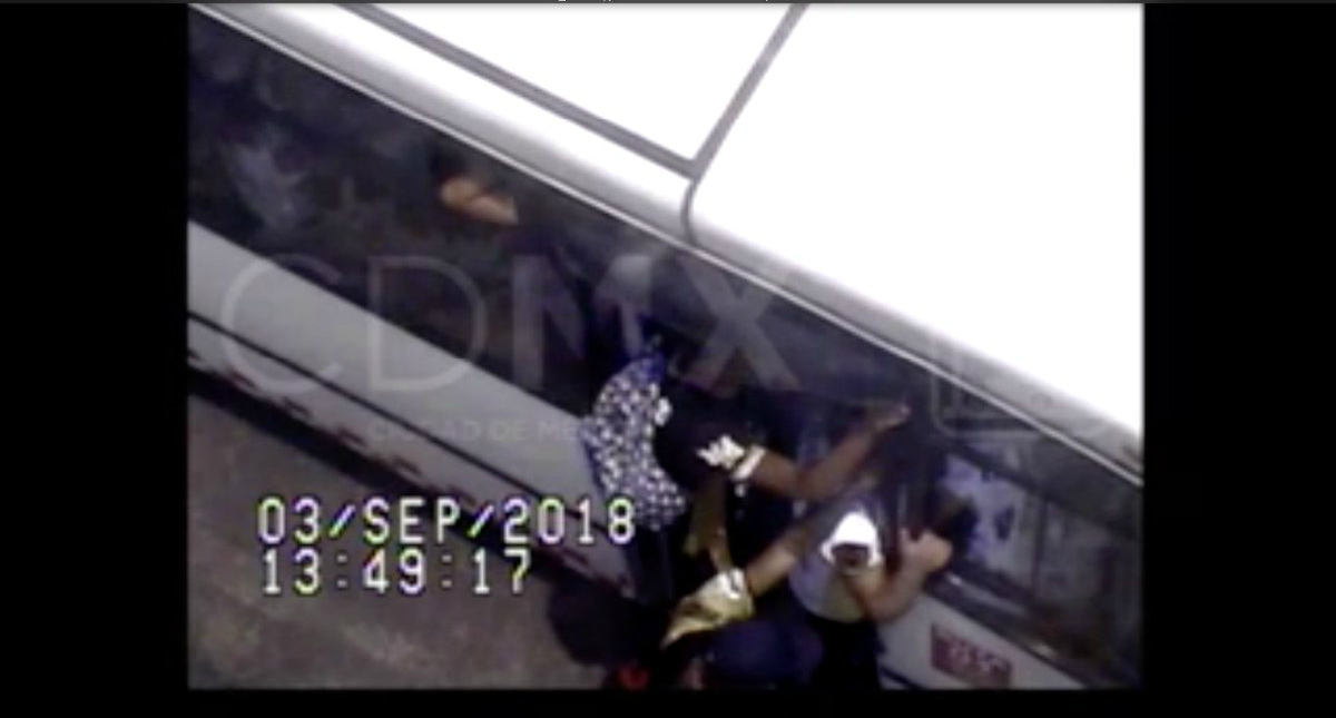 #Video El recorrido del autobús que transportó a los porros de la UNAM