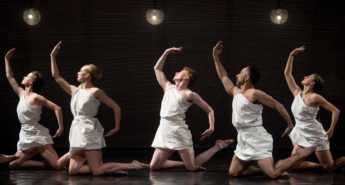 Bailarines denuncian humillación y acoso de prestigioso coreógrafo - bailarines-denuncian-humillacion-y-acoso-de-prestigioso-coreografo