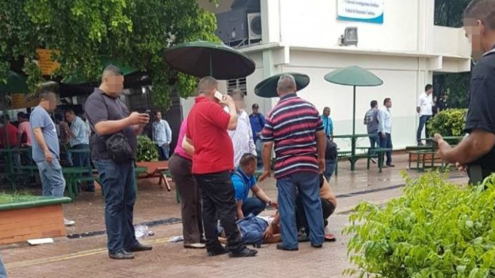 Atacan a mando policiaco en Universidad de Sinaloa