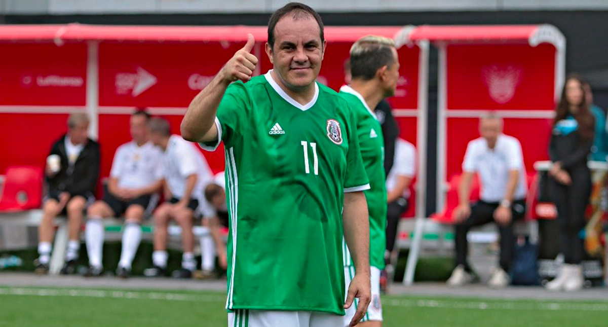 Cuauhtémoc Blanco le desea suerte a Maradona con el Dorados