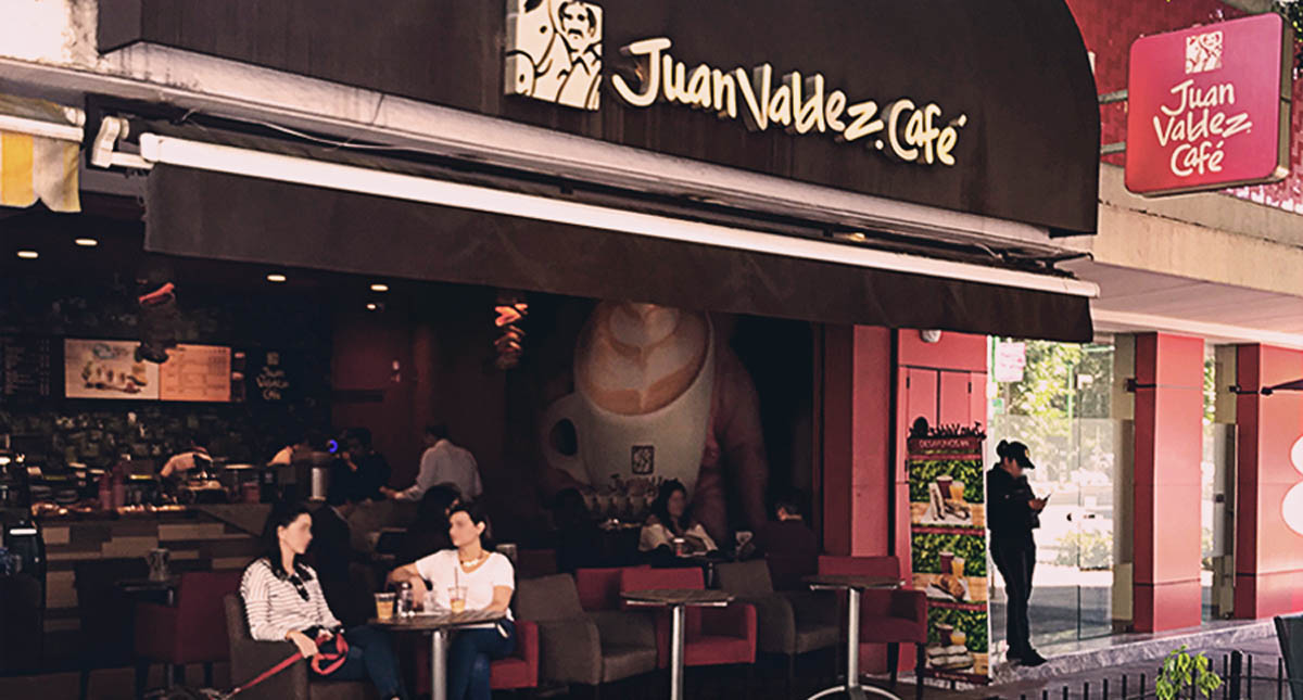 Cierran las cafeterías Juan Valdez en México