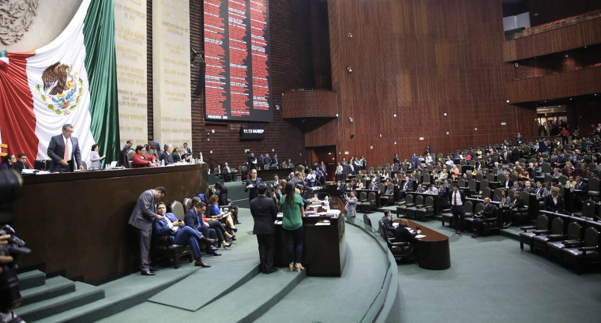 Diputados aprueban inscribir en oro al Movimiento de 1968