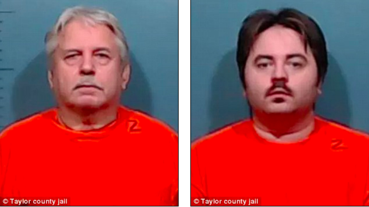 #Video Padre e hijo asesinan a hombre por un colchón en Texas