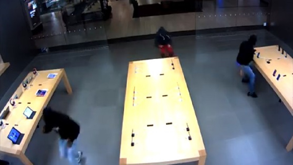 Cae red de asaltantes de tiendas Apple en EE.UU. Cae red de asaltantes de tiendas Apple en EE.UU.