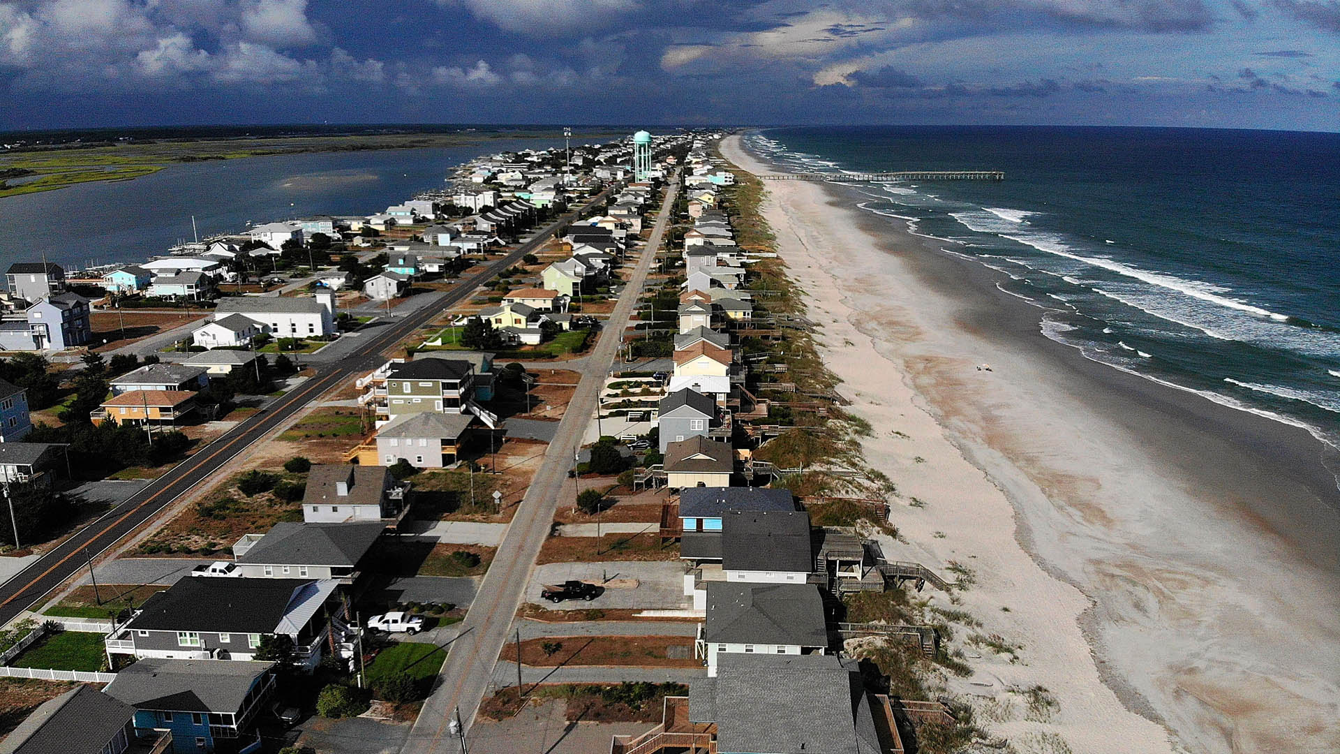 Más de 5.4 millones de personas bajo advertencias por Florence: USGS