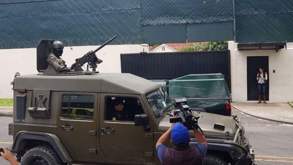 EE.UU. investiga uso de vehículos militares en sede antimafias en Guatemala