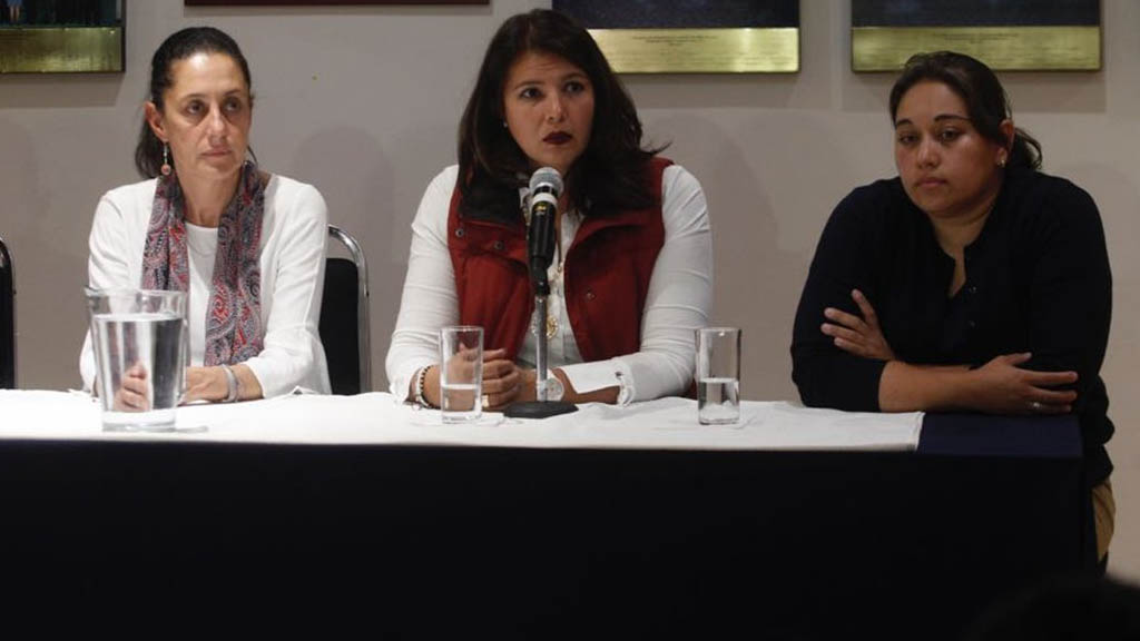 Padres de víctimas del Rébsamen piden a Sheinbaum evitar otra tragedia Padres de víctimas del Rébsamen piden a Sheinbaum evitar otra tragedia