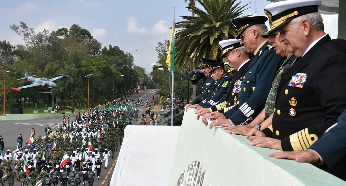 #Video Comienzan ensayos del desfile militar del 16 de septiembre