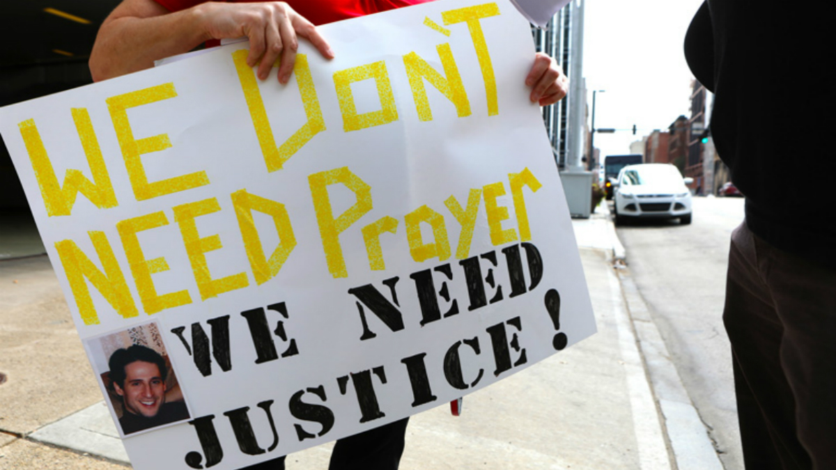 Los fieles están decepcionados por la corrupción de la iglesia: arzobispo