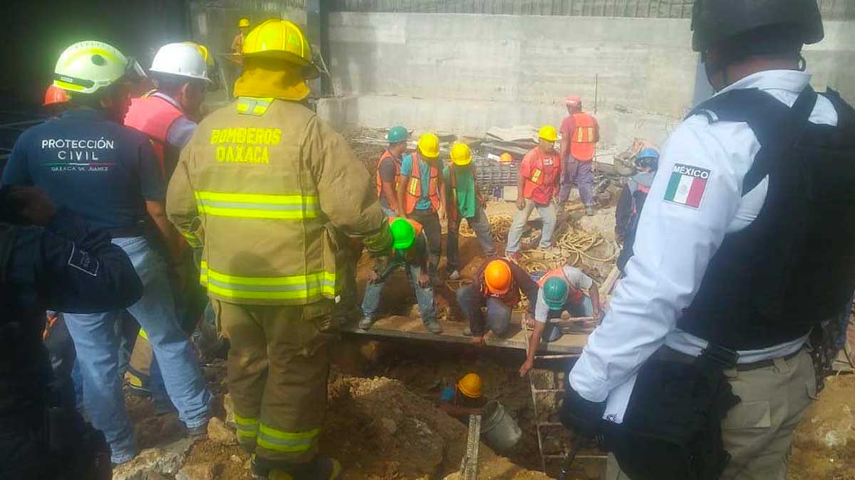 Derrumbe en construcción de hotel deja un muerto y un herido
