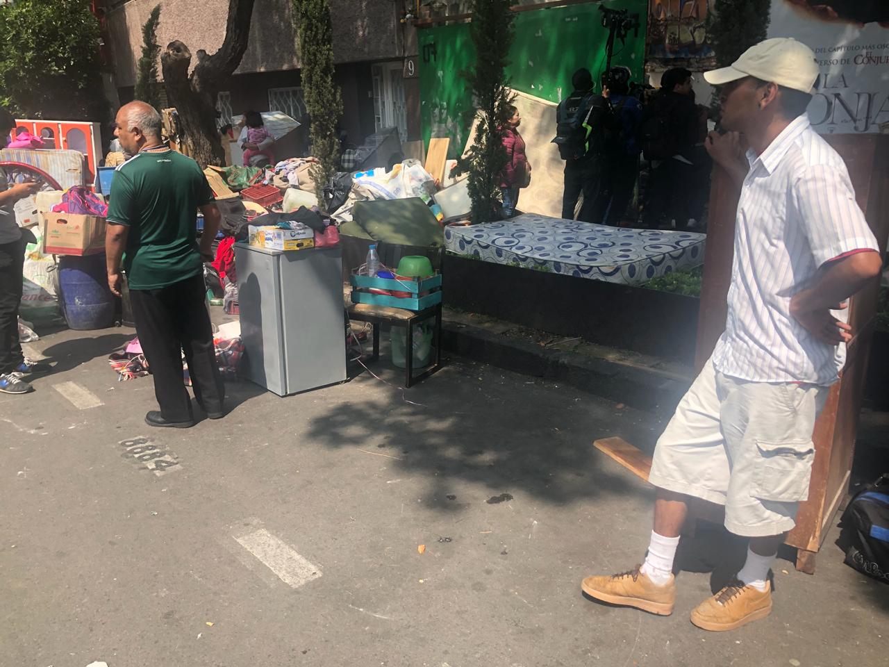 #Video Vecinos se enfrentan a granaderos en la colonia Juárez - desalojos2