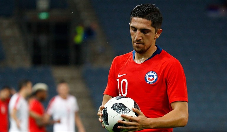 Seleccionado chileno podría ser sancionado por gesto xenófobo - diego-valdes