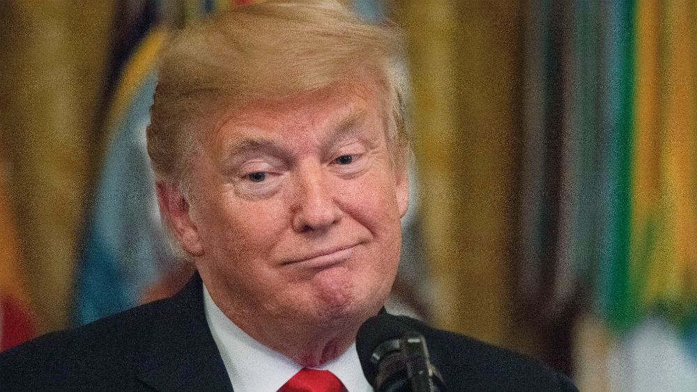 Jesús Ramírez desmiente asistencia de Trump a toma de protesta de AMLO - donald-trump-gesto-1