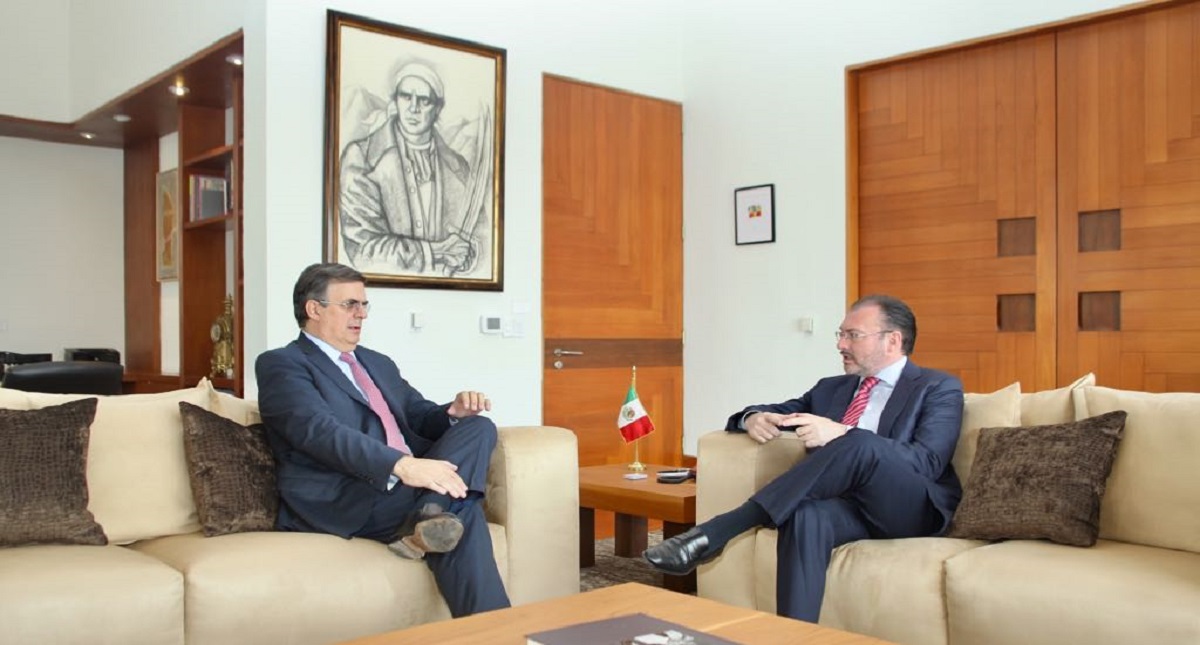 Ebrard y Videgaray dialogan sobre condición actual de la SRE