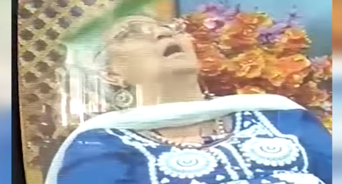 #Video Escritora muere en plena entrevista