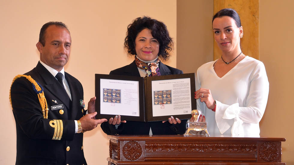 Servicio Postal emite estampilla dedicada a Frida y binomios caninos