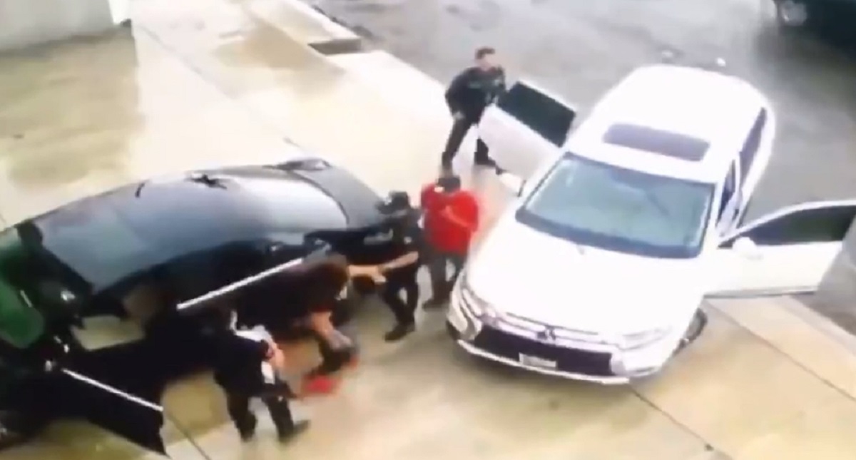 #Video Falsos policías secuestran a mujer en Nayarit