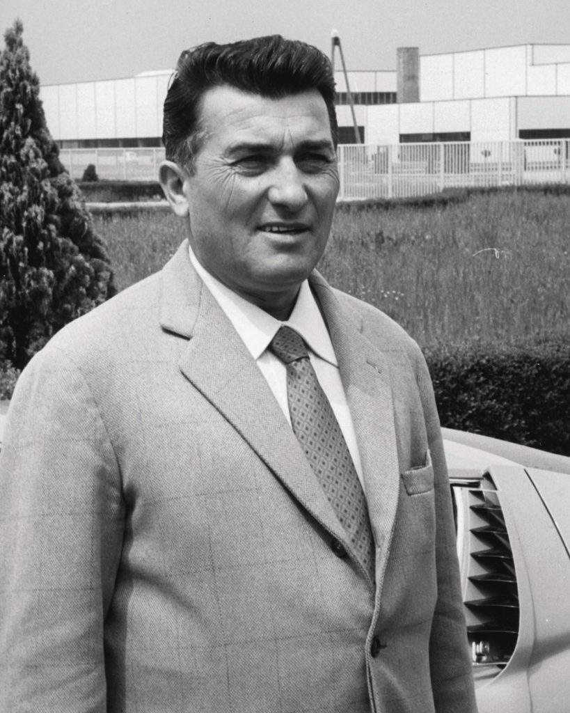 Lamborghini comenzó fabricando tractores - ferruccio-lamborghini