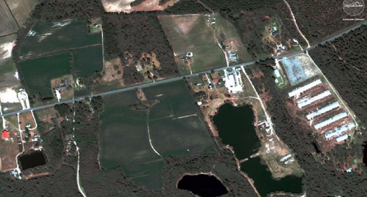 Imágenes satelitales muestran daños de Florence en Carolina del Norte - granja-antes