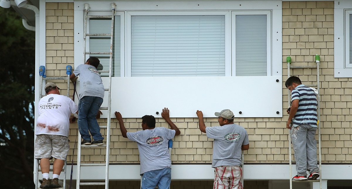 Habitantes de la costa este de EE.UU. huyen de Florence - habitantes-de-la-costa-este-de-eu-huyen-de-florence