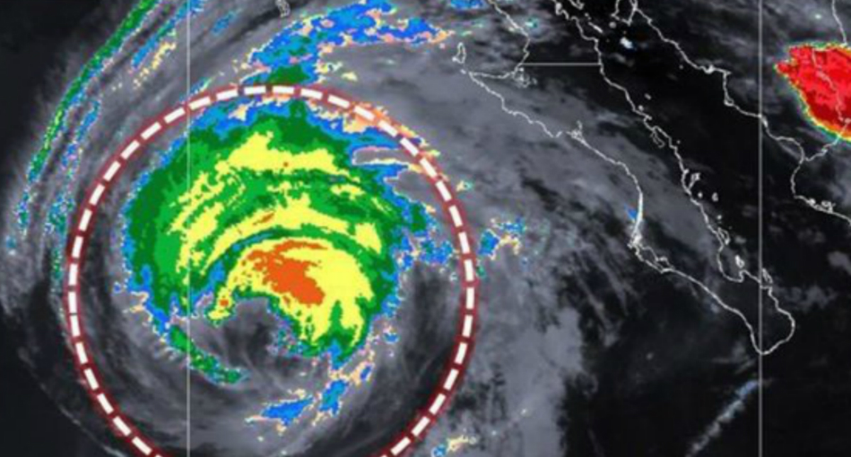 Rosa se degrada a huracán categoría 1