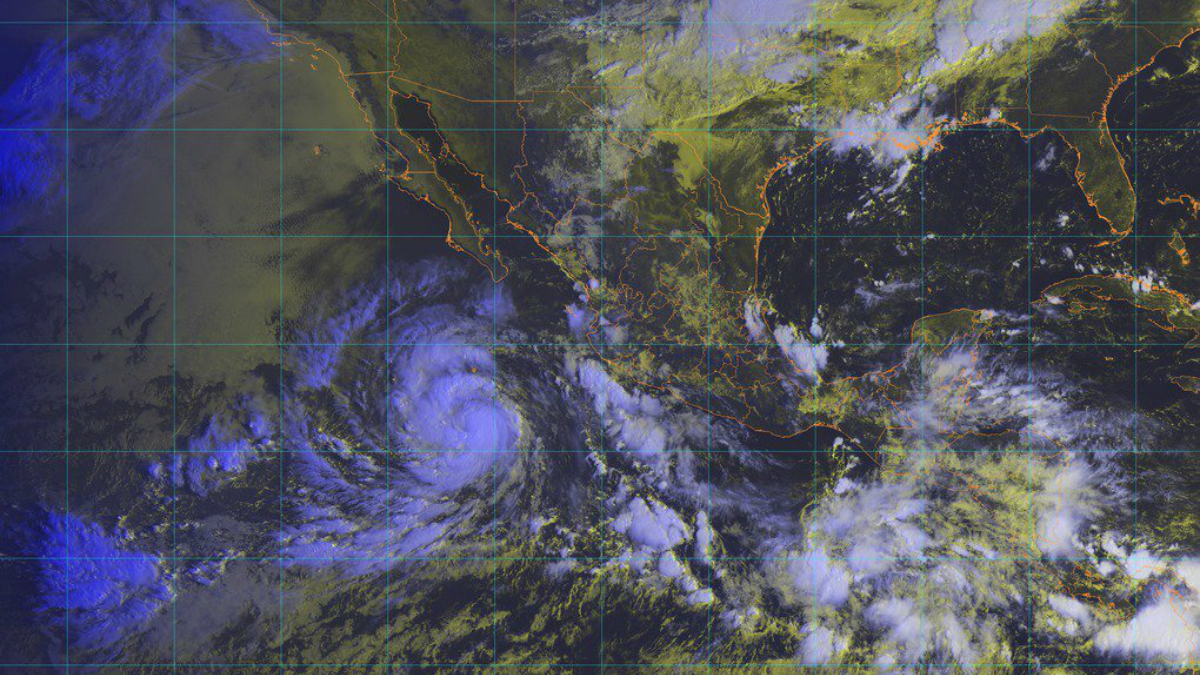 Rosa se intensifica a huracán categoría 1