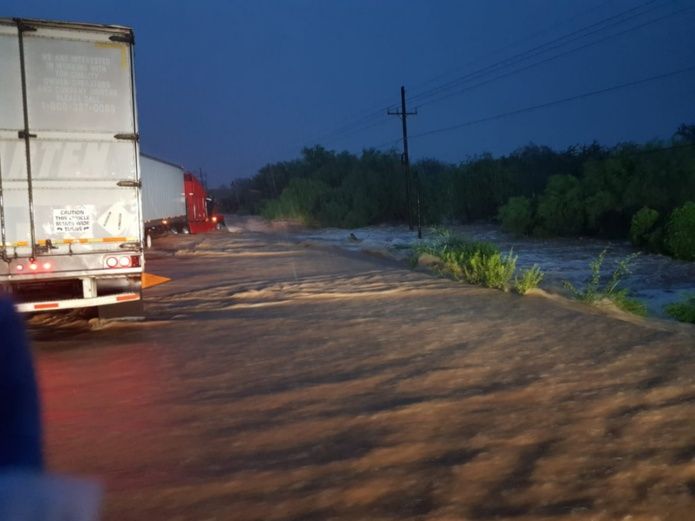Lluvias causan inundaciones en varios municipios de Sinaloa - inundaciones-sinaloa
