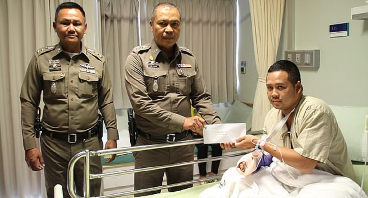 #Video iPhone salva a policía de ser baleado en la ingle