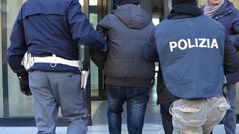 Italia combatirá migración ilegal con duro decreto