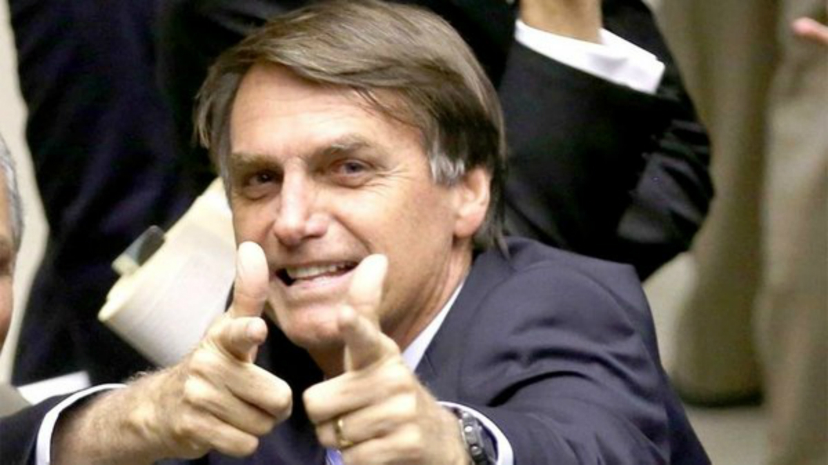 Bolsonaro propone soluciones radicales ante violencia récord en Brasil - jair-bolsonaro-brasil-1920
