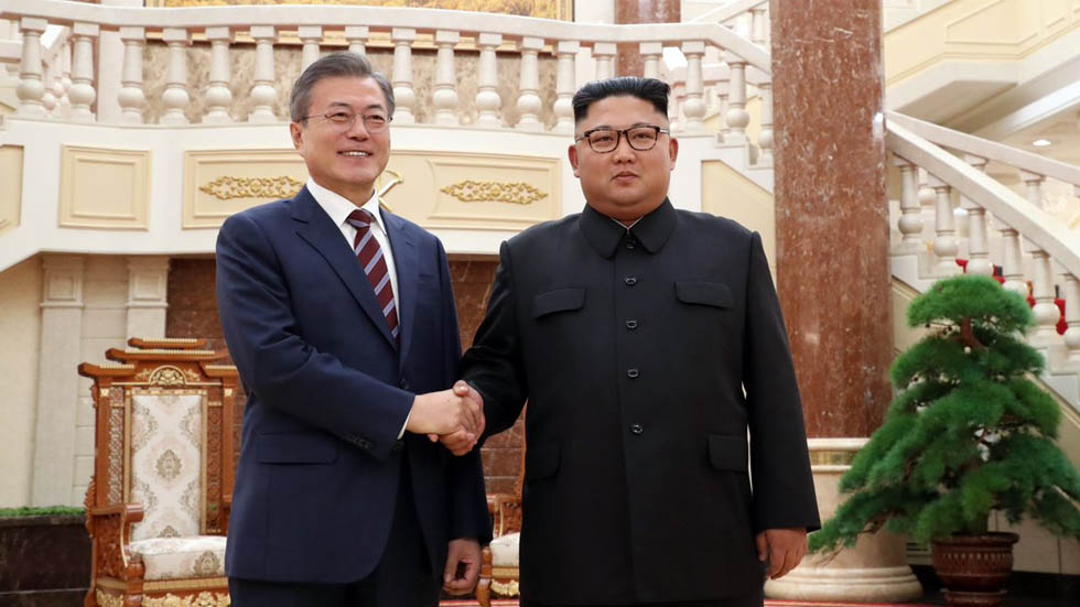 Kim Jong-un y Moon Jae-in acuerdan eliminar toda amenaza de guerra