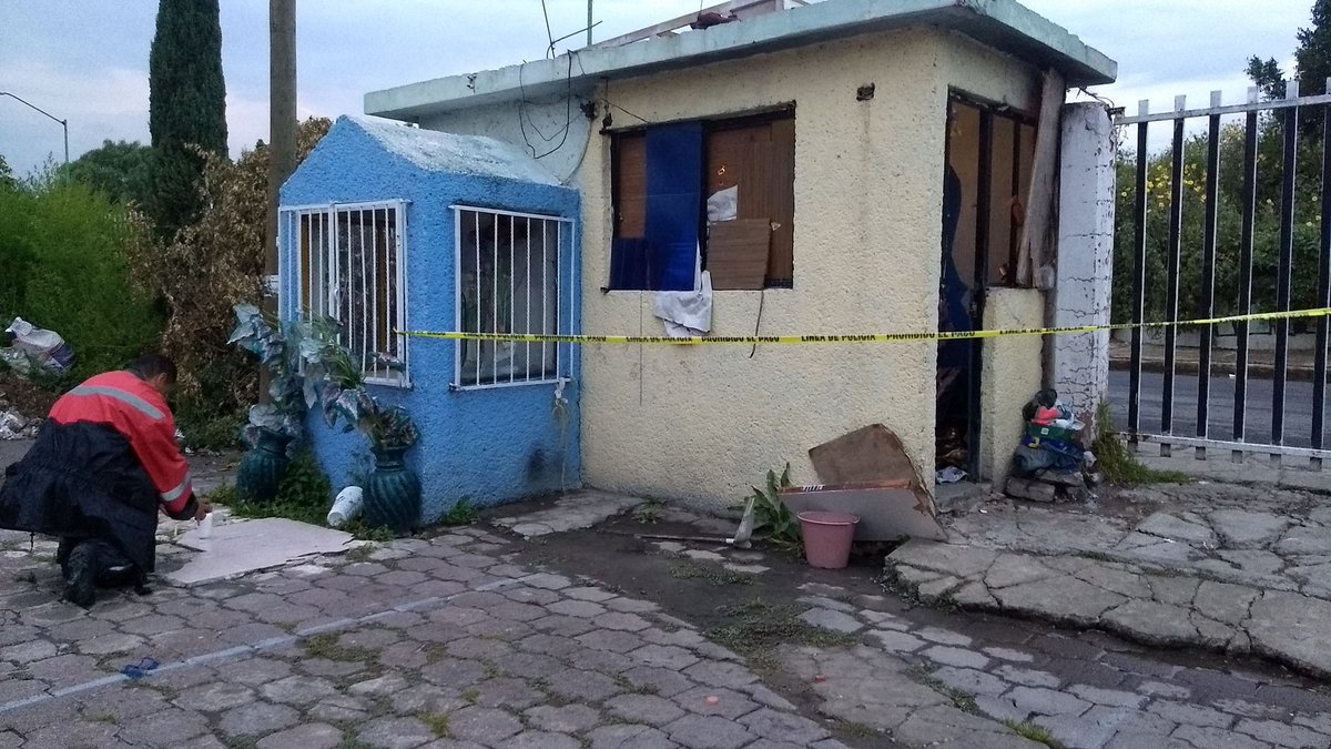 Encuentran cuerpo de mujer en capilla de Iztapalapa