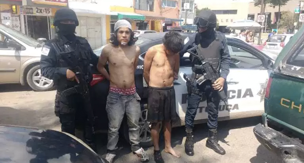 Intentan linchar a dos jóvenes acusados de robo en Toluca