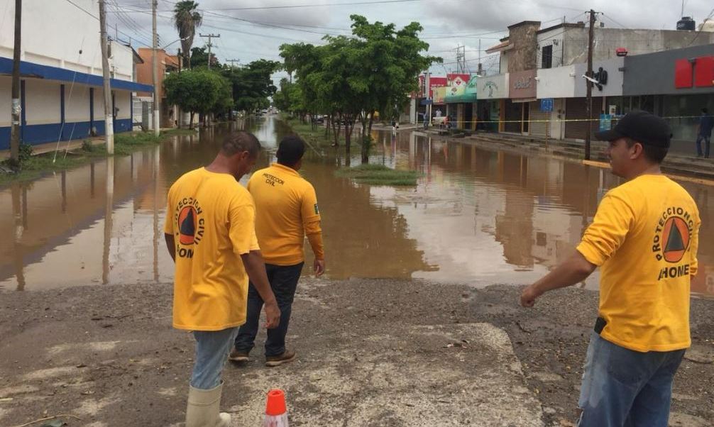Lluvias causan inundaciones en varios municipios de Sinaloa - los-mochis-inundaciones