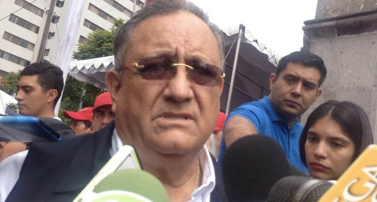 Despiden al titular del Instituto Jalisciense de Ciencias Forenses - luis-octavio-cotero-bernal