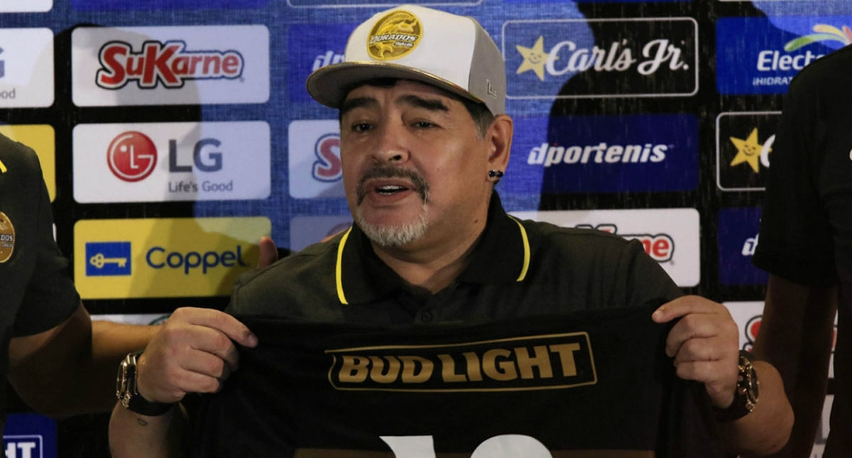 “No venimos de vacaciones, venimos a trabajar”: Maradona