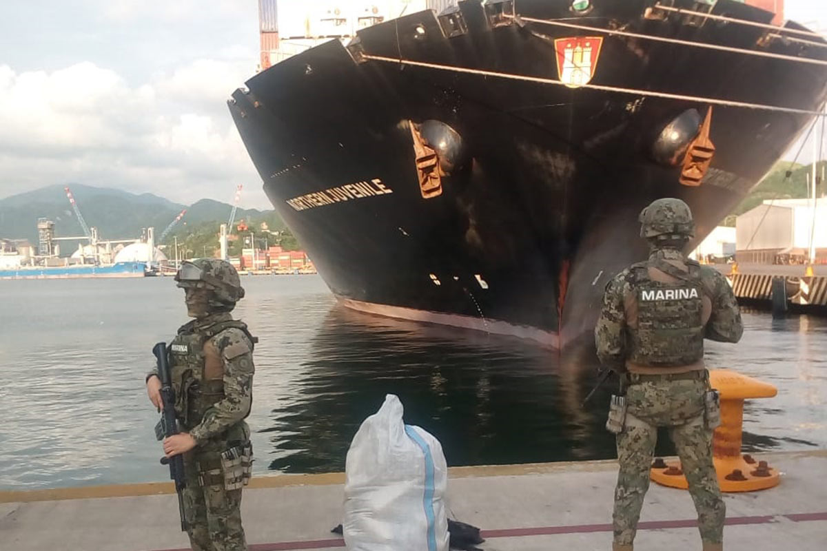 Marina asegura 82 paquetes con mariguana en Colima - mariguana-colima1