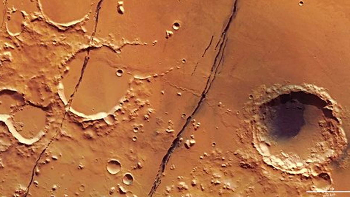 #Fotos Fisuras nunca antes vistas de Marte