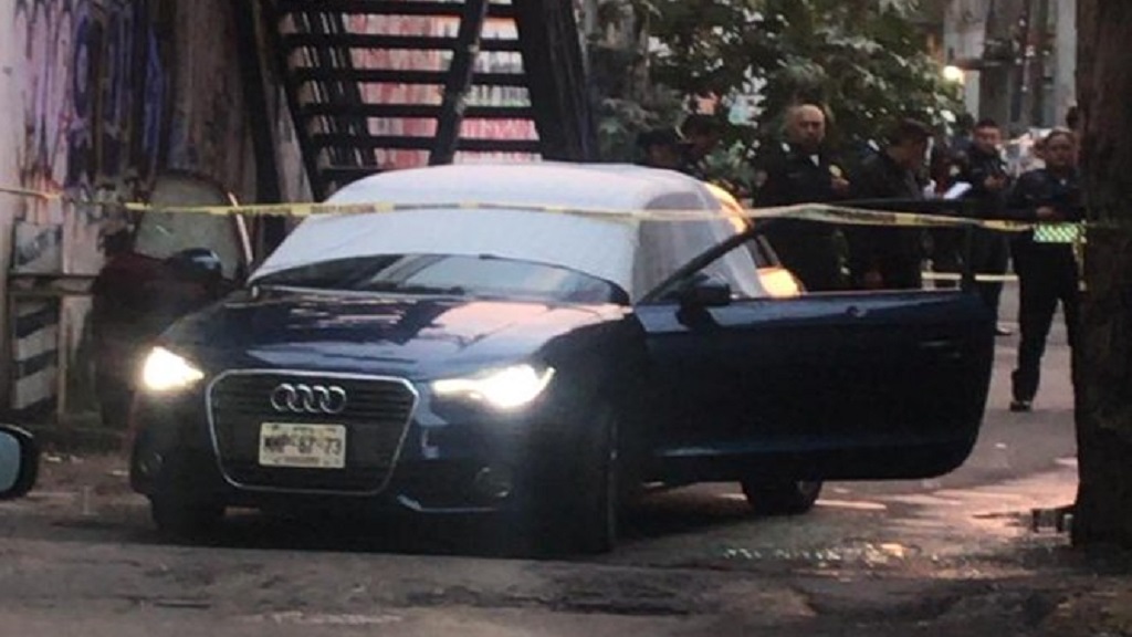 Ataque contra familia en Xochimilco fue una agresión directa: PGJ - matan-a-padre-e-hija-dentro-de-audi-en-xochimilco