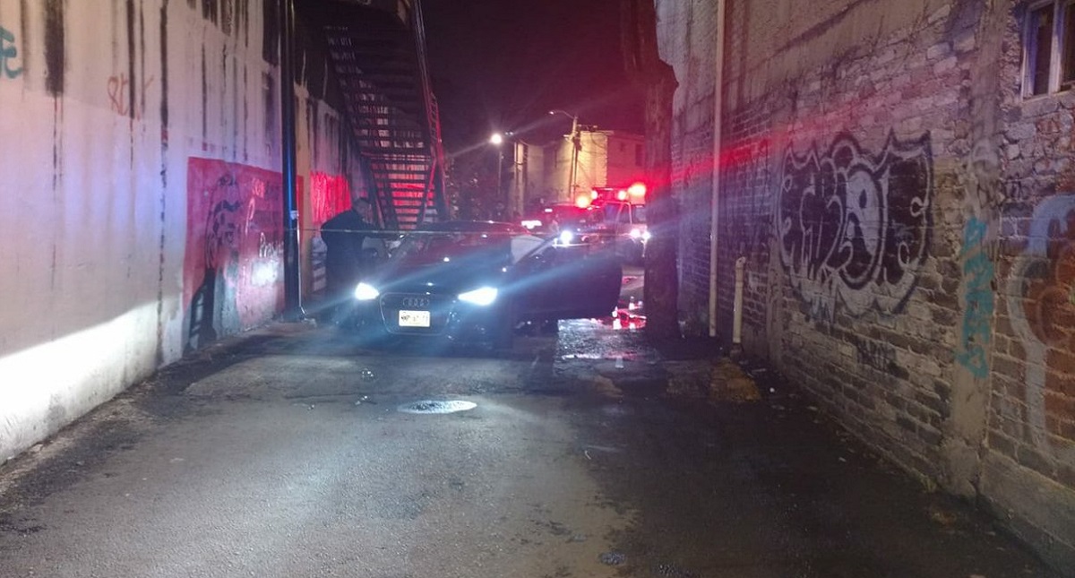 Matan a hombre e hija dentro de Audi en Xochimilco - matan-a-padre-e-hija-en-xochimilco