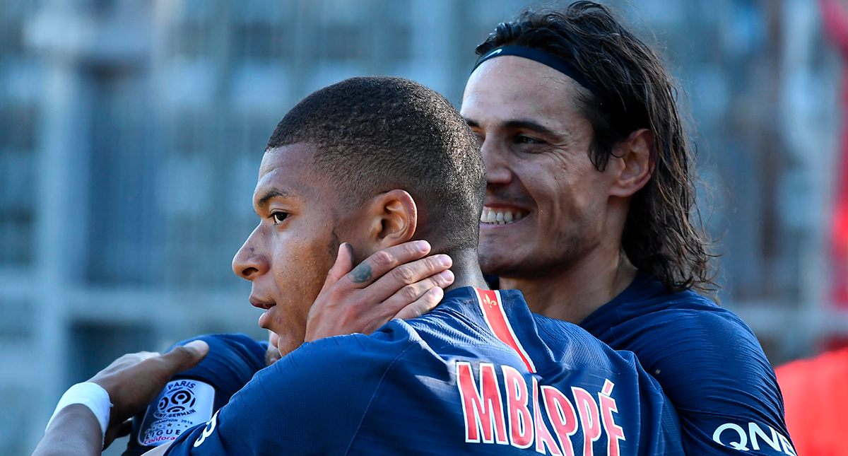 Mbappé da el triunfo al París pero sale expulsado Mbappé da el triunfo al París pero sale expulsado